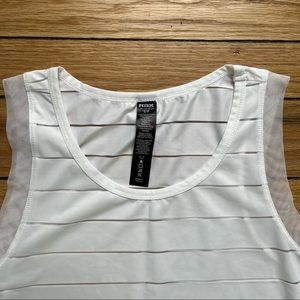 🔒 NOT FOR SALE 🔒 🆕 Sz Small 🌸 RBX womens racerback athletic top - white